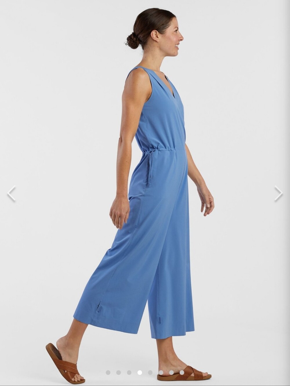 Title Nine Sleeveless V-Neck Wide-Leg Jumpsuit in Periwinkle Blue